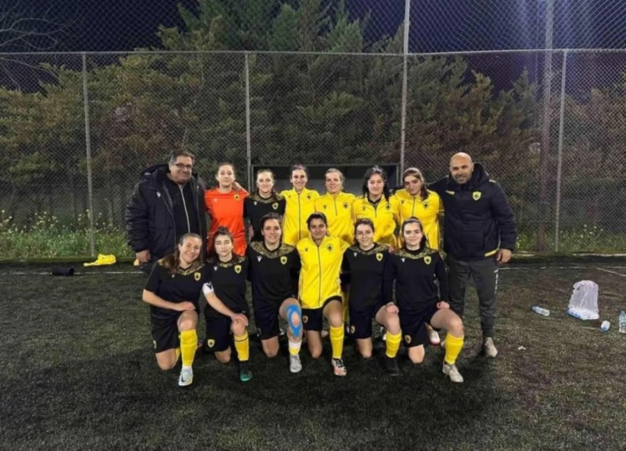 aek womens futsal.jpg