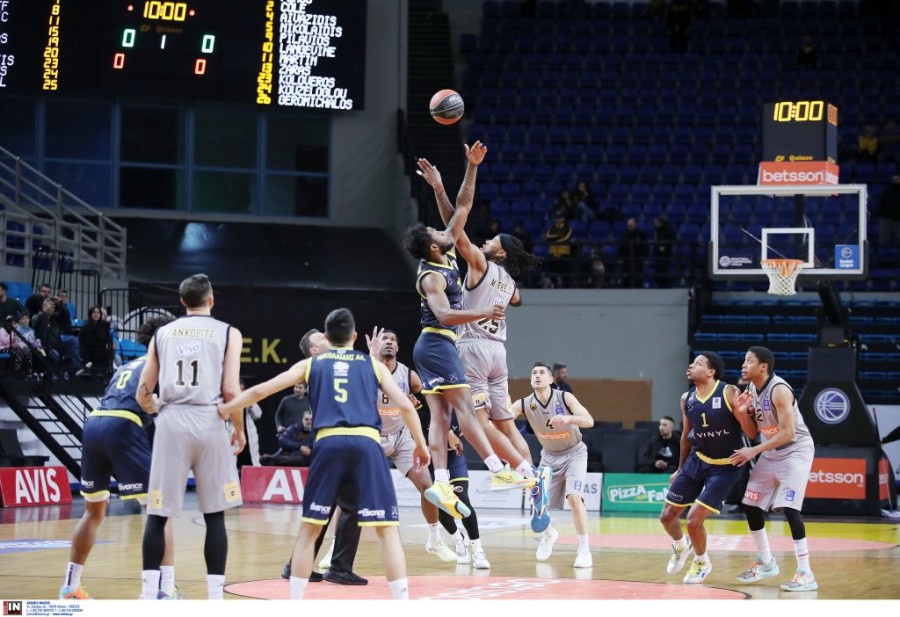 aek lavrio match.jpg