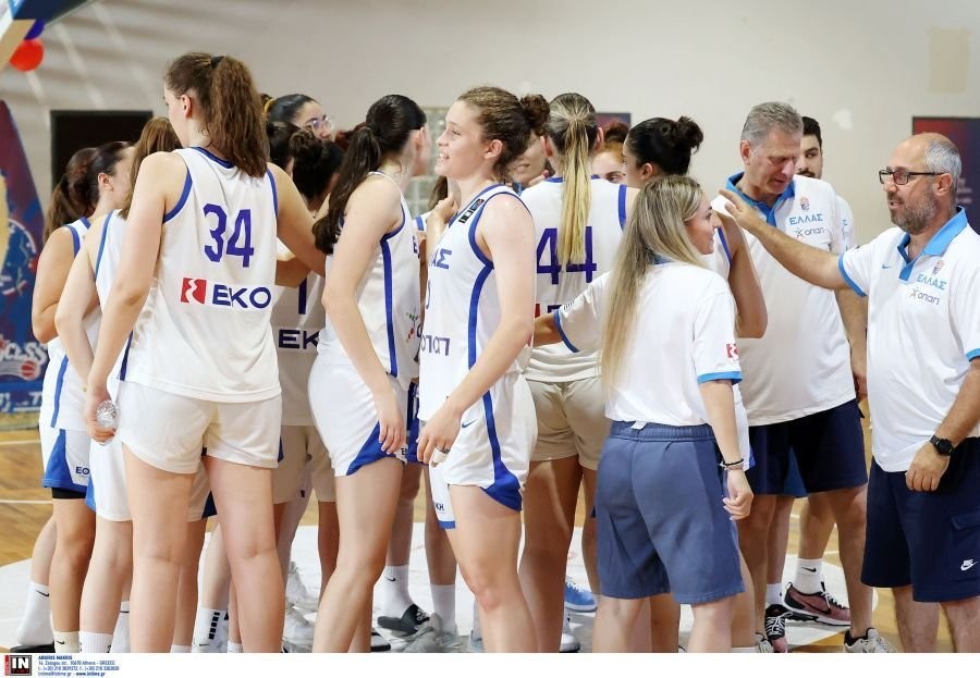 ethniki baket neanidon.jpg