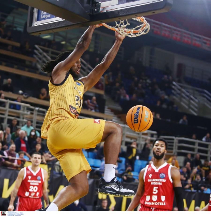 mitchell dunk aek reggio.jpg