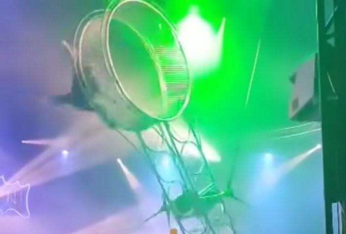 Αγρίνιο_ H στιγμή της πτώσης του Ιταλού ακροβάτη 0-9 screenshot.png