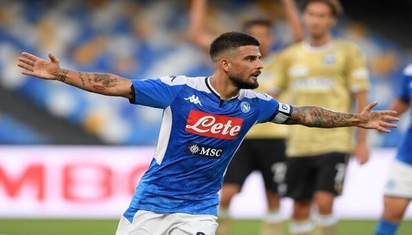 rsz_napoli-insigne (1).jpg