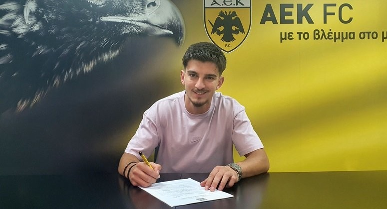 stin-aek-v-o-ainti-ntaiko-denlarge.jpg