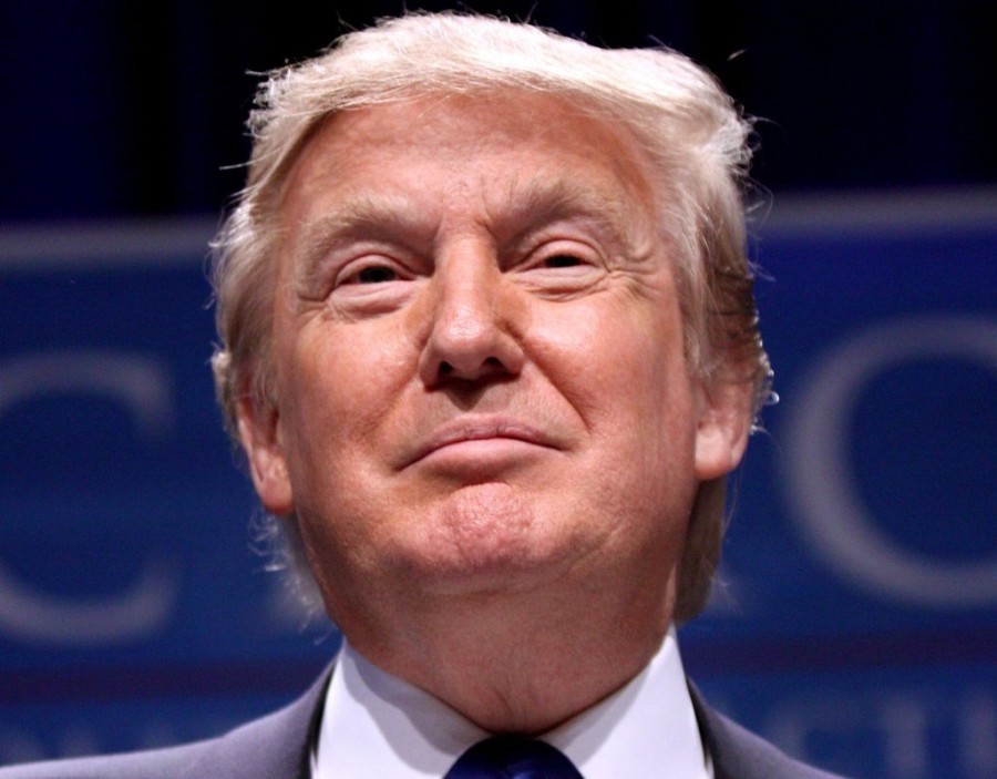 Donald_Trump_by_Gage_Skidmore.jpg