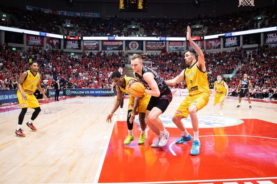 hapoel jerusalem aek.jpg