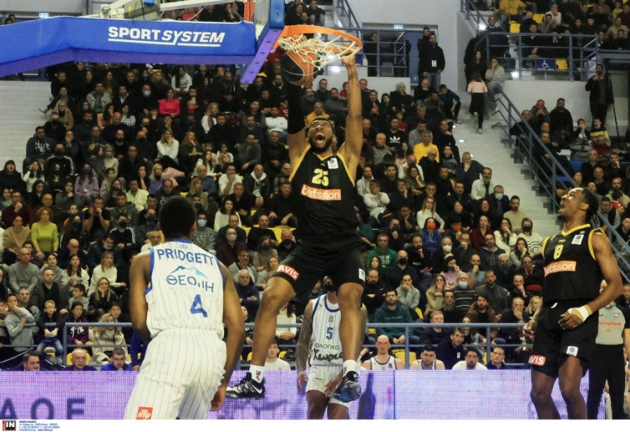 mitchell dunk karditsa aek.jpg