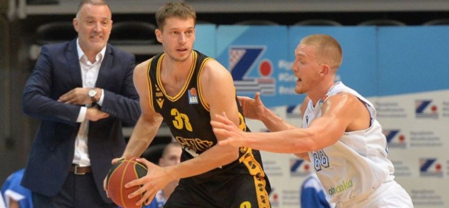 lukovic maroussi.jpg