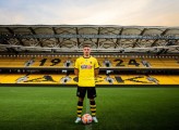 AEK FC_HOME_KIT_23_24.jpg AEK FC_HOME_KIT_23_24.jpg