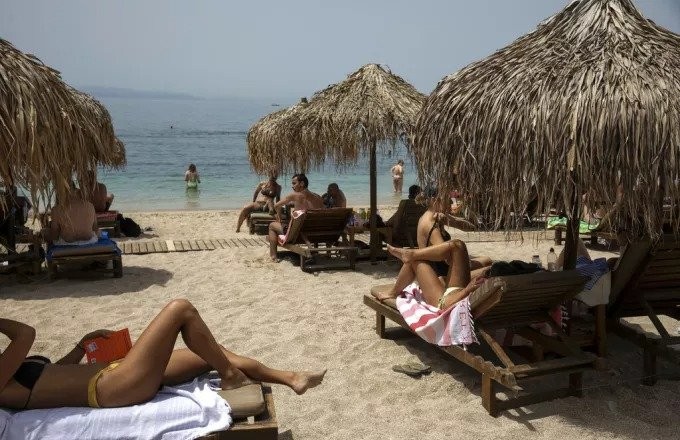 greece_heatwave_ap.jpg_11zon.jpg