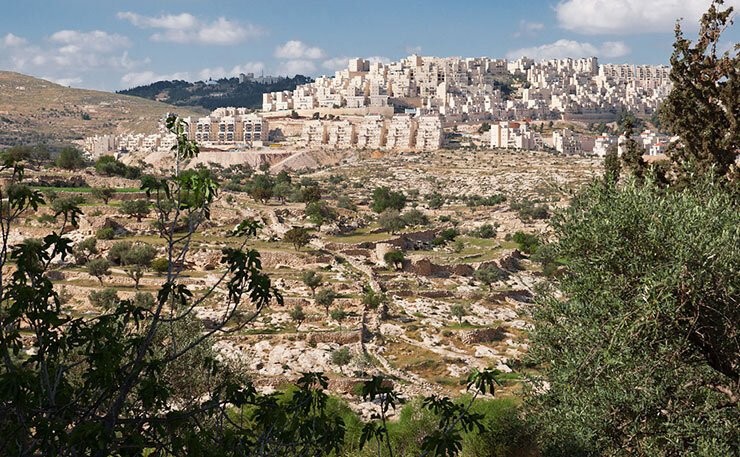 Israeli-settlement-Wikimedia-Commons.jpeg