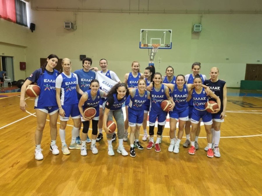 ethniki basket ginaikon.jpg