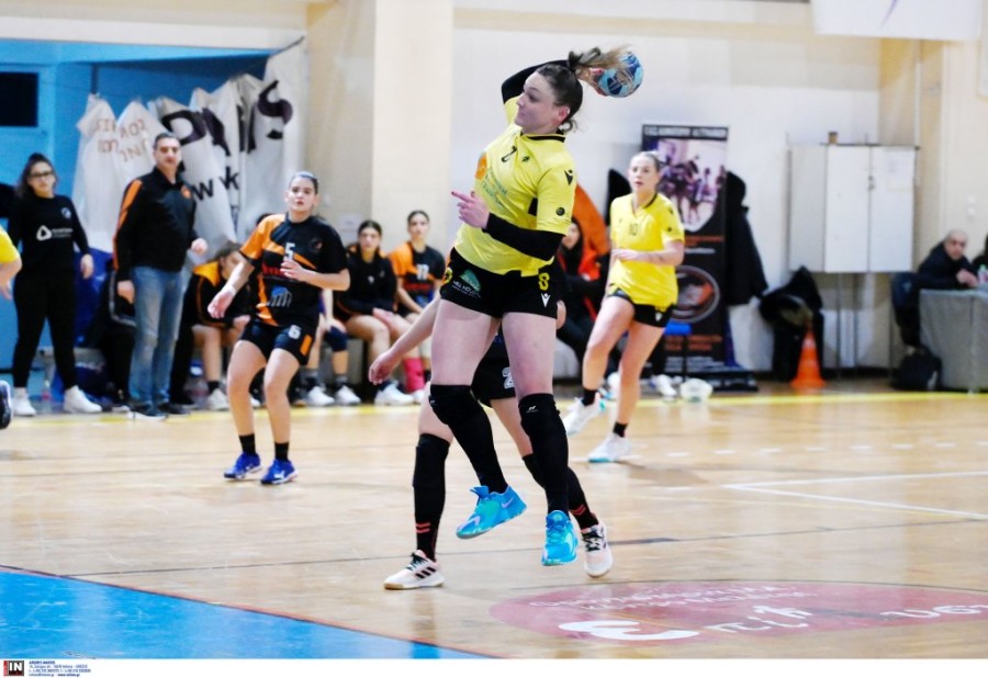 kamatero aek womens handball.jpg