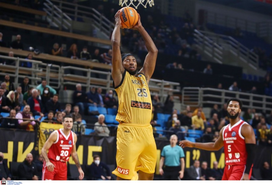 mitchell aek reggio.jpg