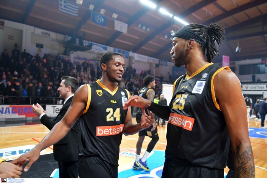 mitchell williams aek.jpg