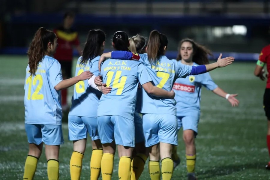 aek-limnos-podosfairo-gynaikwn-soccer-women-panigiriki-team-omada-omadiki3123123215549264.jpg
