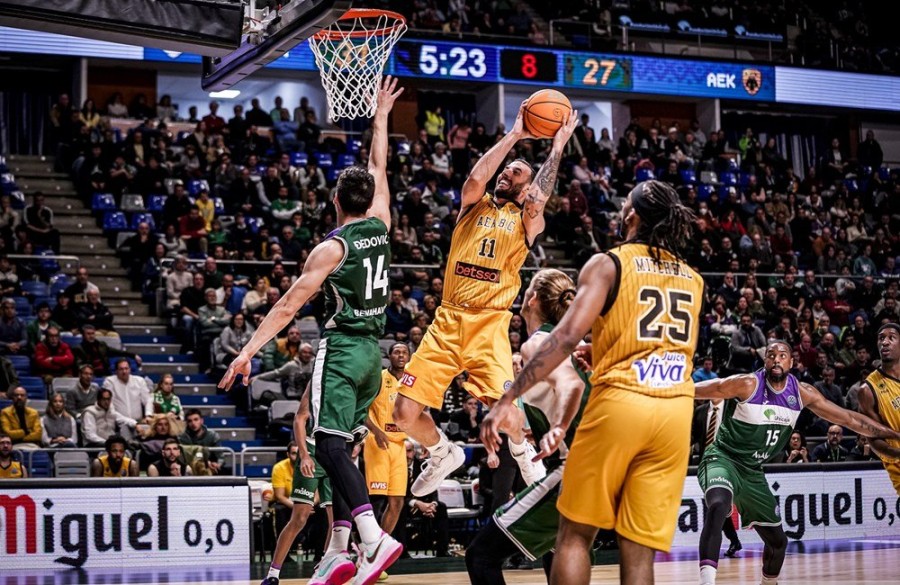 jankovic malaga aek.jpg