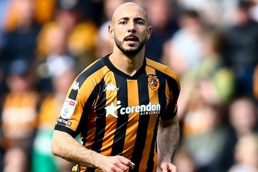 amrabat-hull-jpg_11zon.jpg