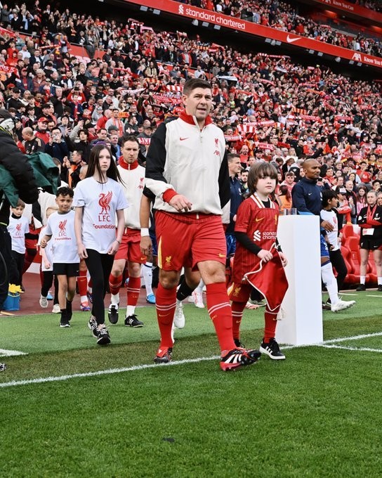 Gmp2P91WgAEcnk_.jfif