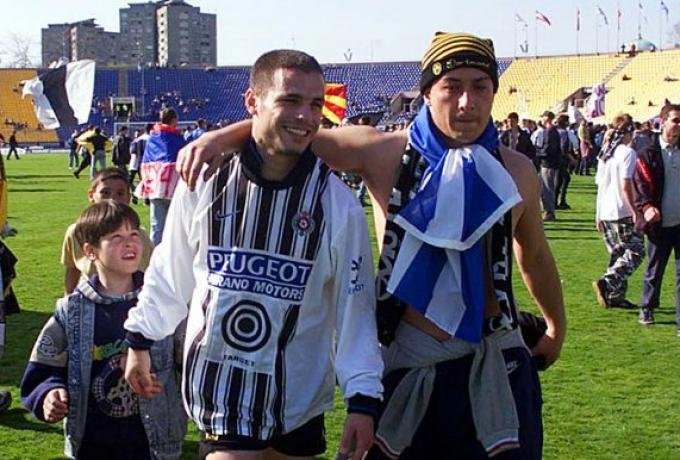 demis aek partizan.jpg