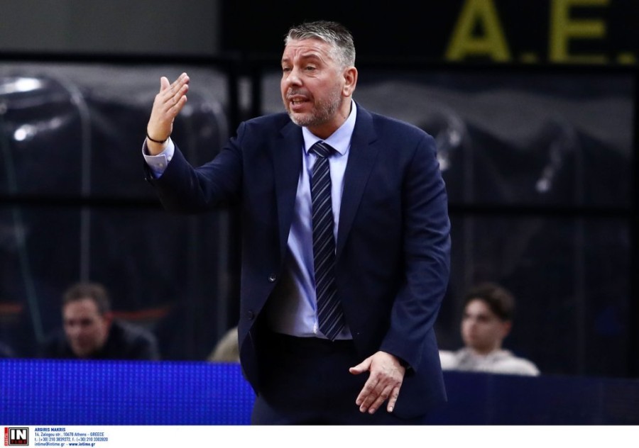 papatheodorou aek kolossos.jpg