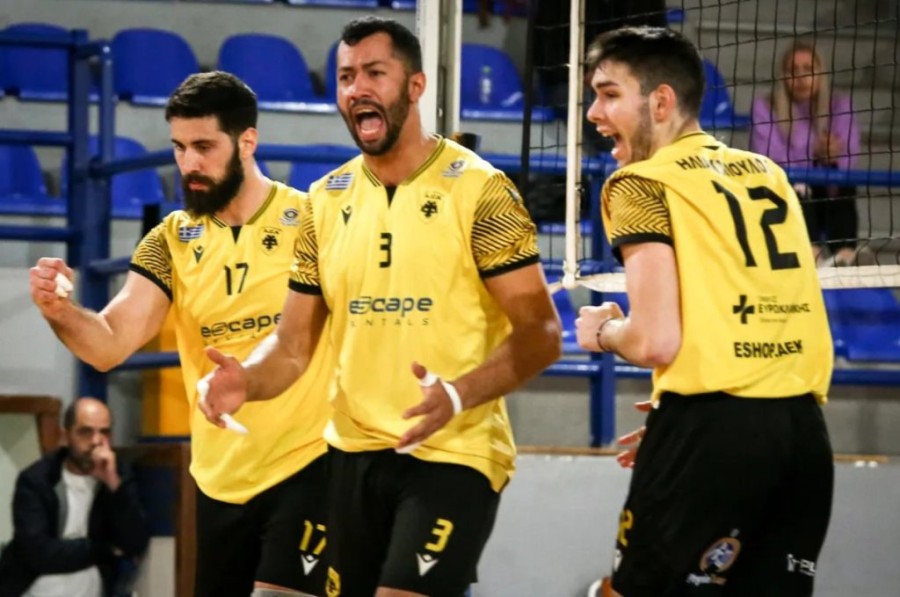 aek mens volleyball.jpg
