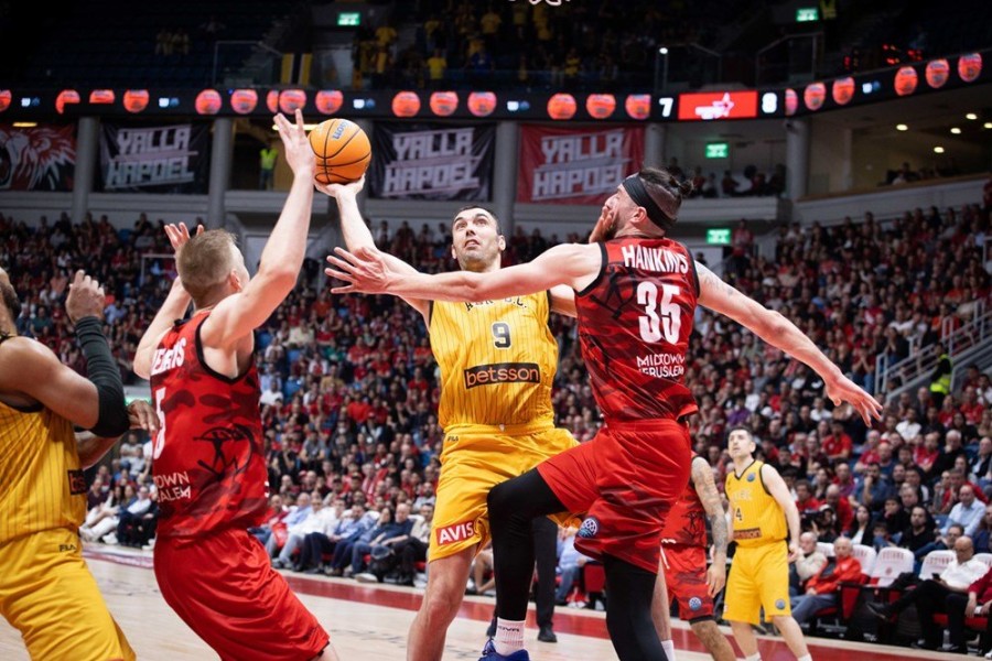 oriola hapoel jerusalem aek.jpg