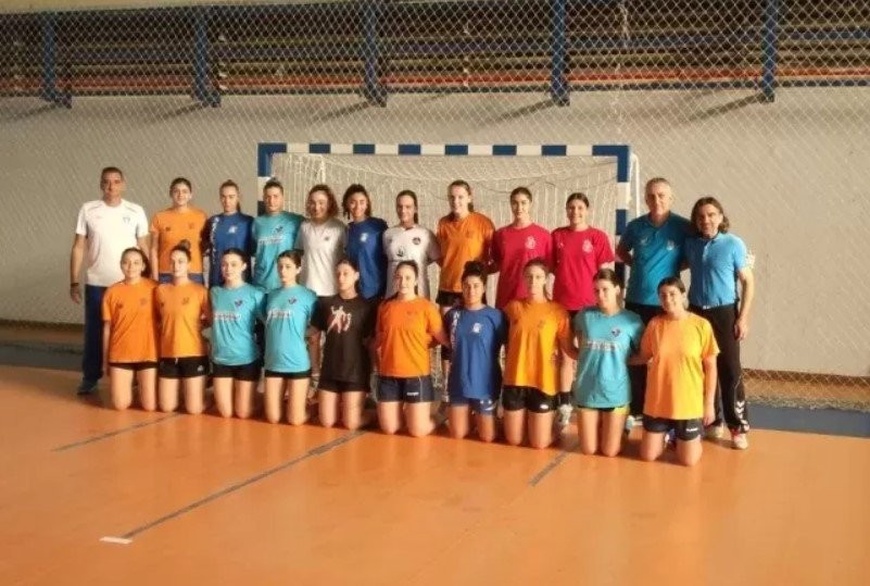 ethniki neanidon handball proponisi.jpg