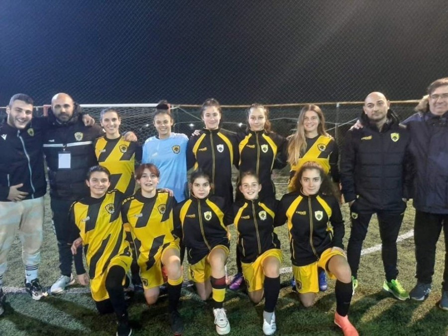 aek-women-futsal-salas-team-omada-omadiki1.jpg