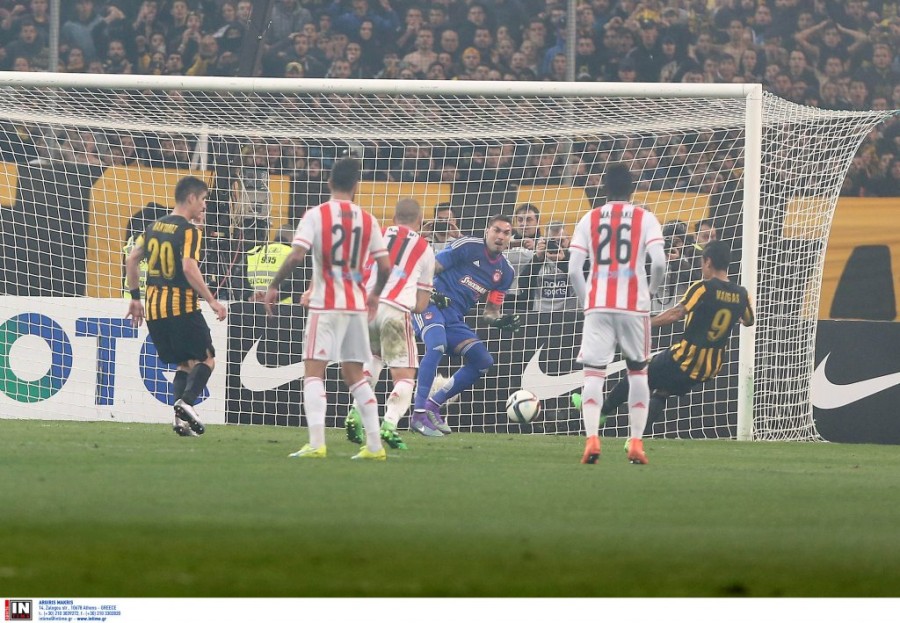 γκολ βαργκασ ολυμπιακοσ.jpg