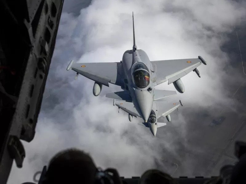 eurofighter_ap.jpg_11zon.jpg