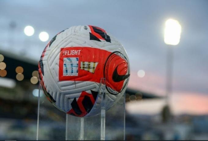 ΜΠΑΛΑ - SUPER LEAGUE.jpg