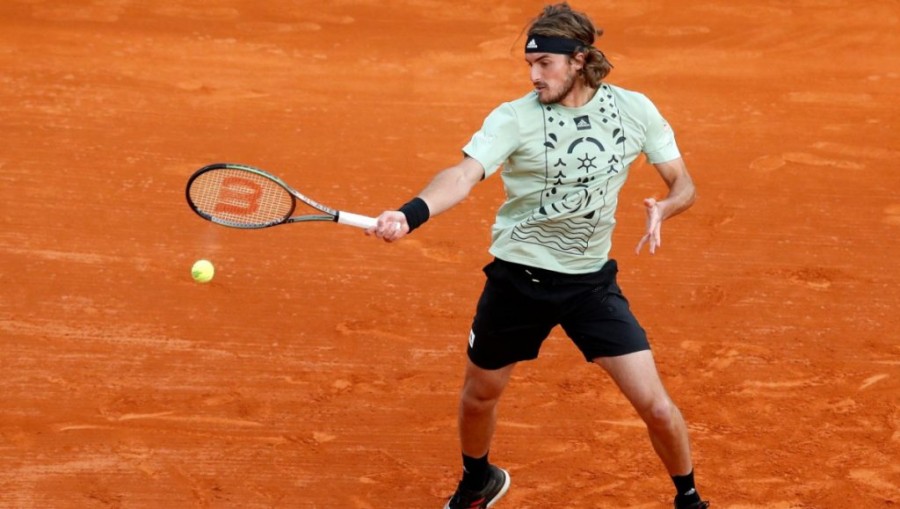 tsitsipas-1200x679.jpg