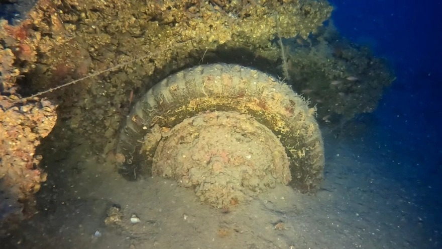 navagio9treisierarxes